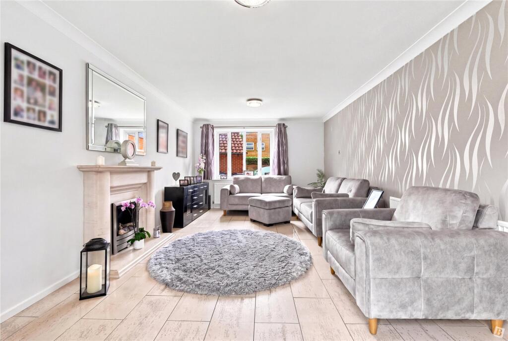 House in Chelmsford - View 2