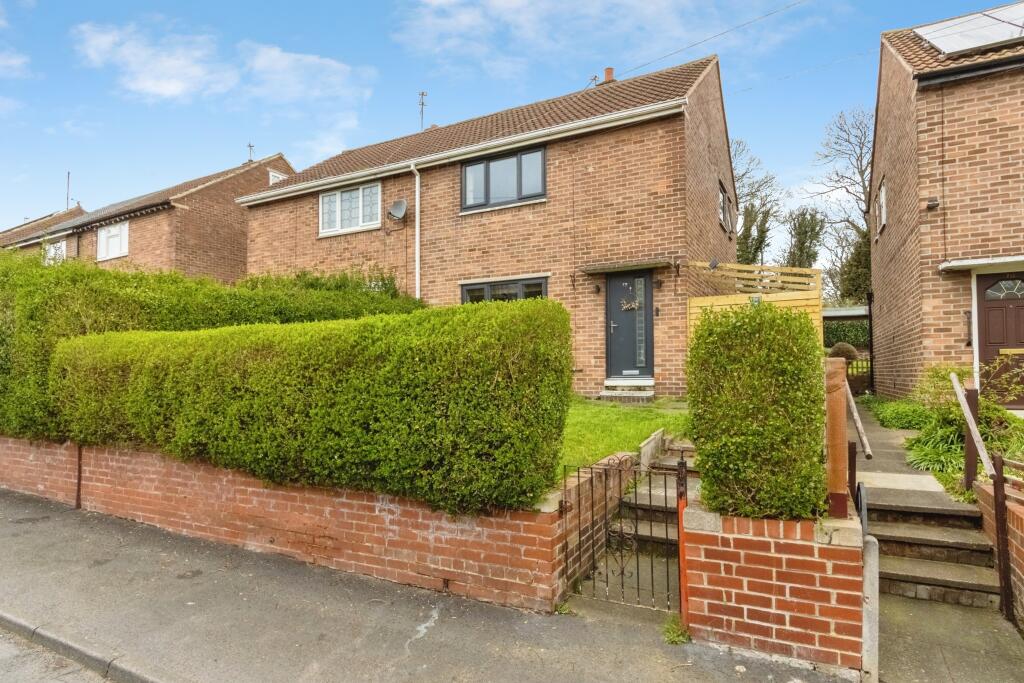 Main image of property: Wharncliffe Road, Wakefield, WF2