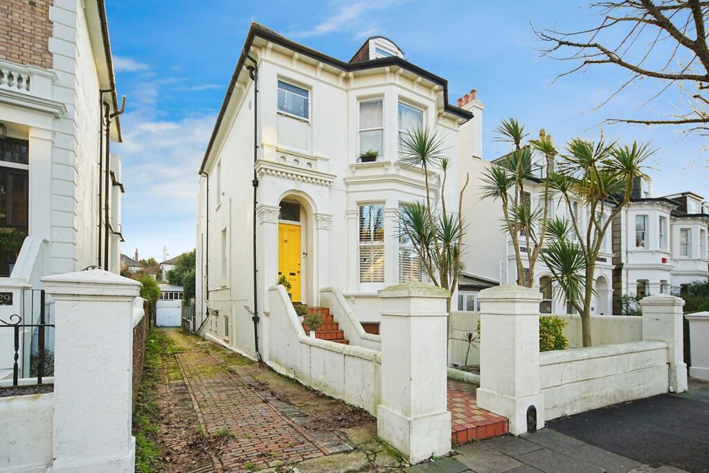 Main image of property: Goldstone Villas, Hove, BN3 3RT