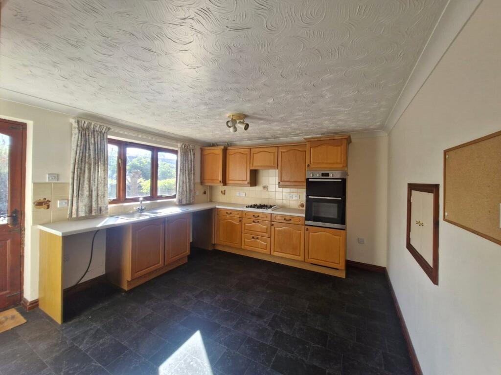 Sidell Close, Norwich, Norfolk, NR4 photo 2