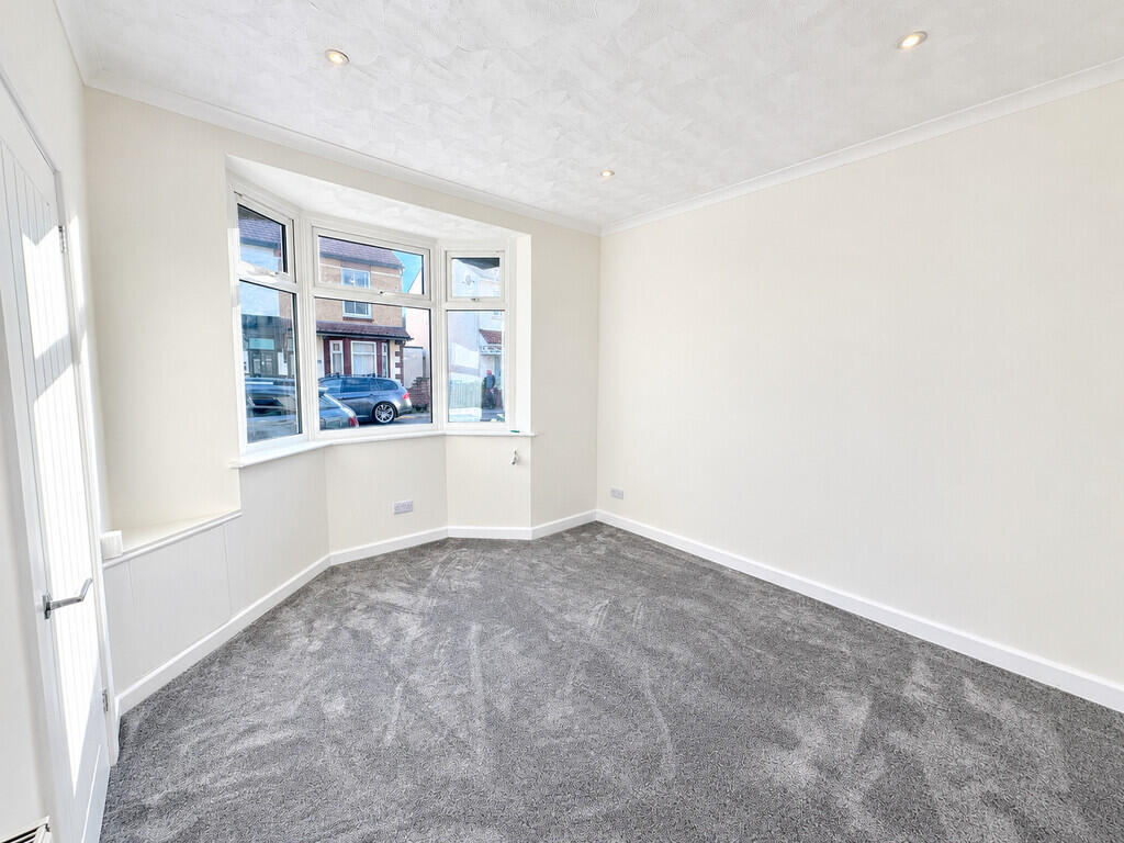 House in Portsmouth - View 3