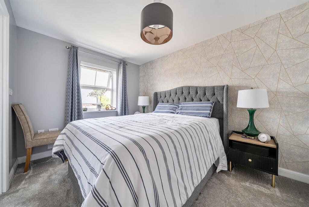 House in Taunton, Tithill - View 5