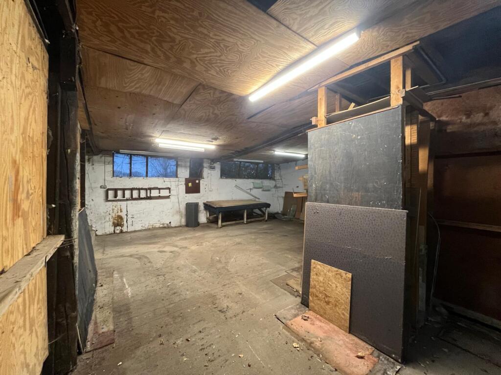 Main image of property: Thurrock