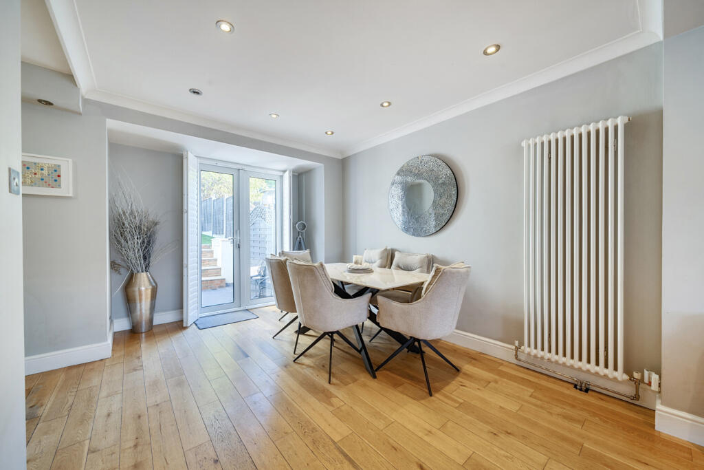 House in Bromley - View 5