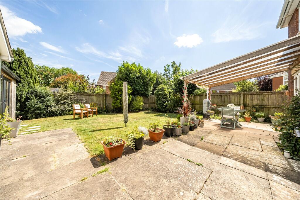 St Vincents Drive, Monmouth, Monmouthshire, NP25 photo 3