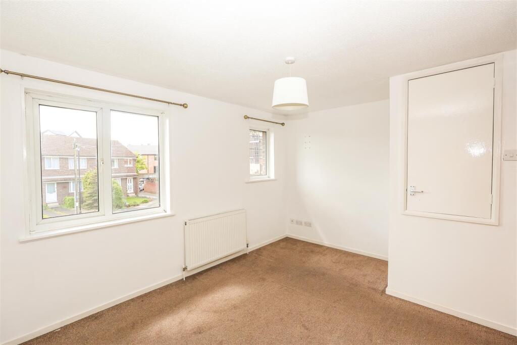 Bondgate Green Close, Ripon photo 4