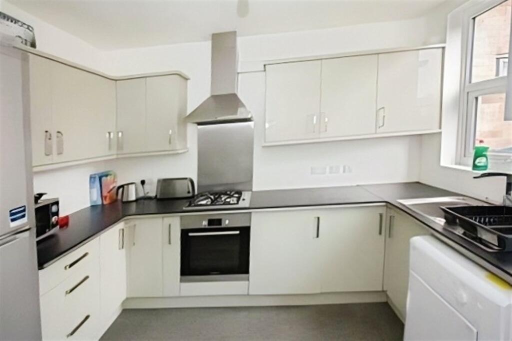 City Road, Beeston, NG9 2LQ - View 5