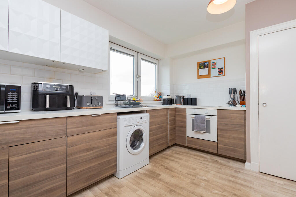 Apartment in Rutherglen, Clincarthill - View 3