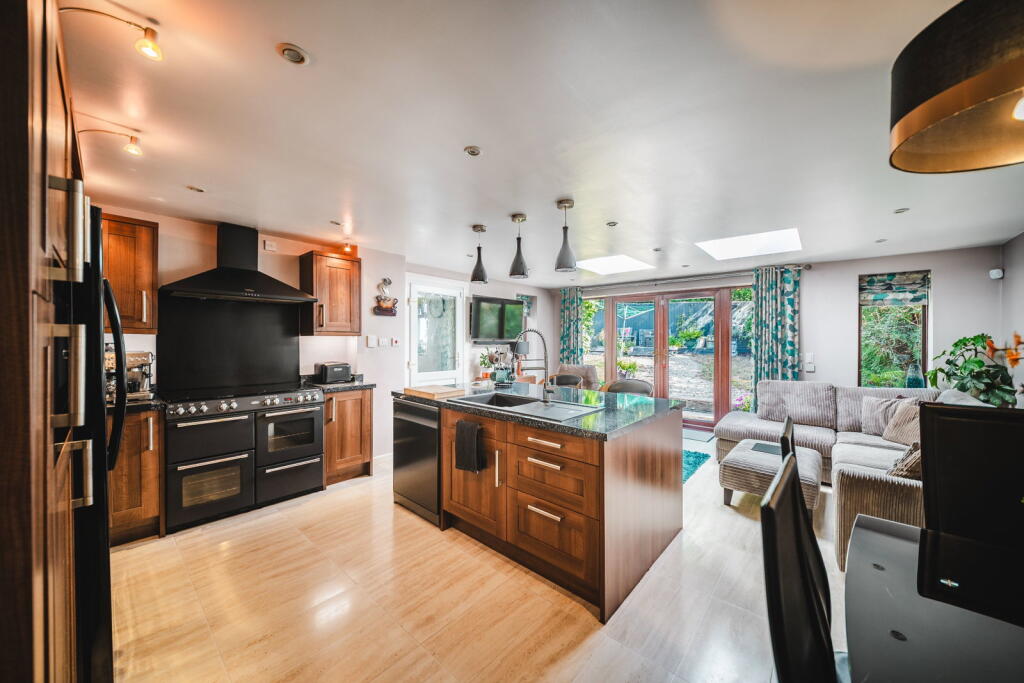 Main image of property: 78 Caraway Drive, Woodhall Park, Swindon, SN2 2RG