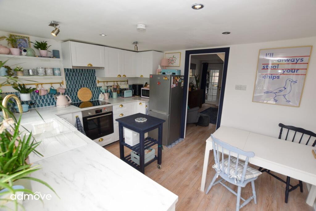 Ridgeway Road, Timperley, WA15 photo 2