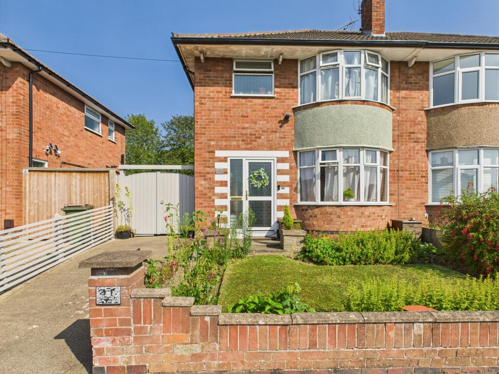 Main image of property: Avondale Road, Wigston, LE18