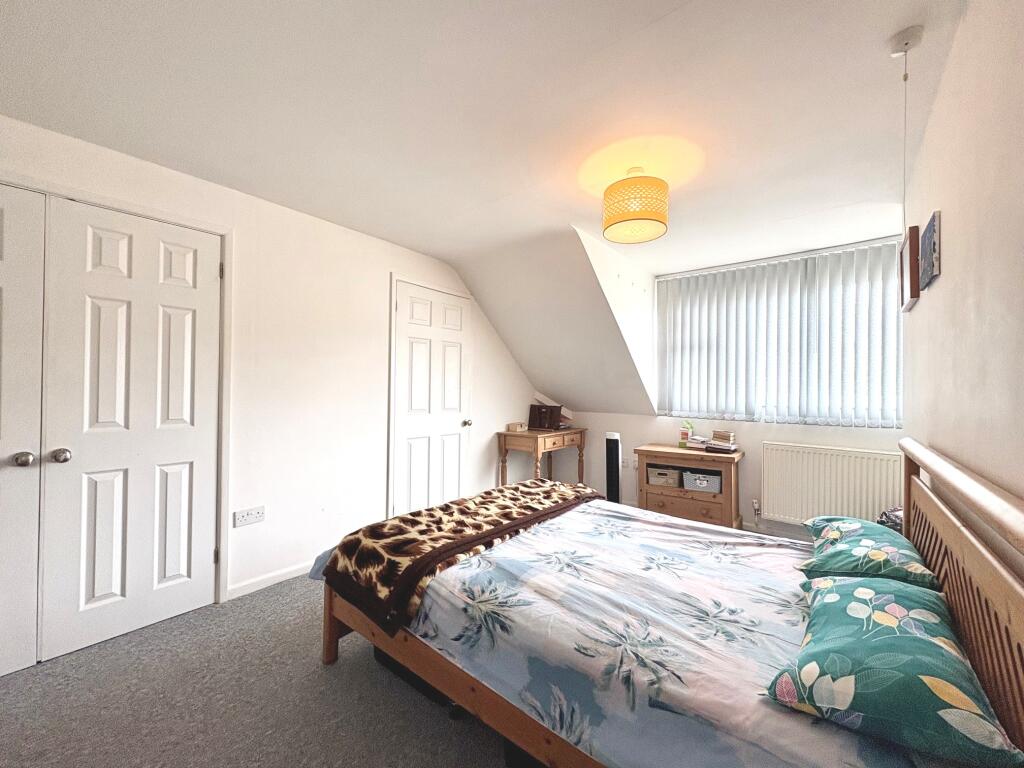 House in Kettering, Leisure Village - View 3