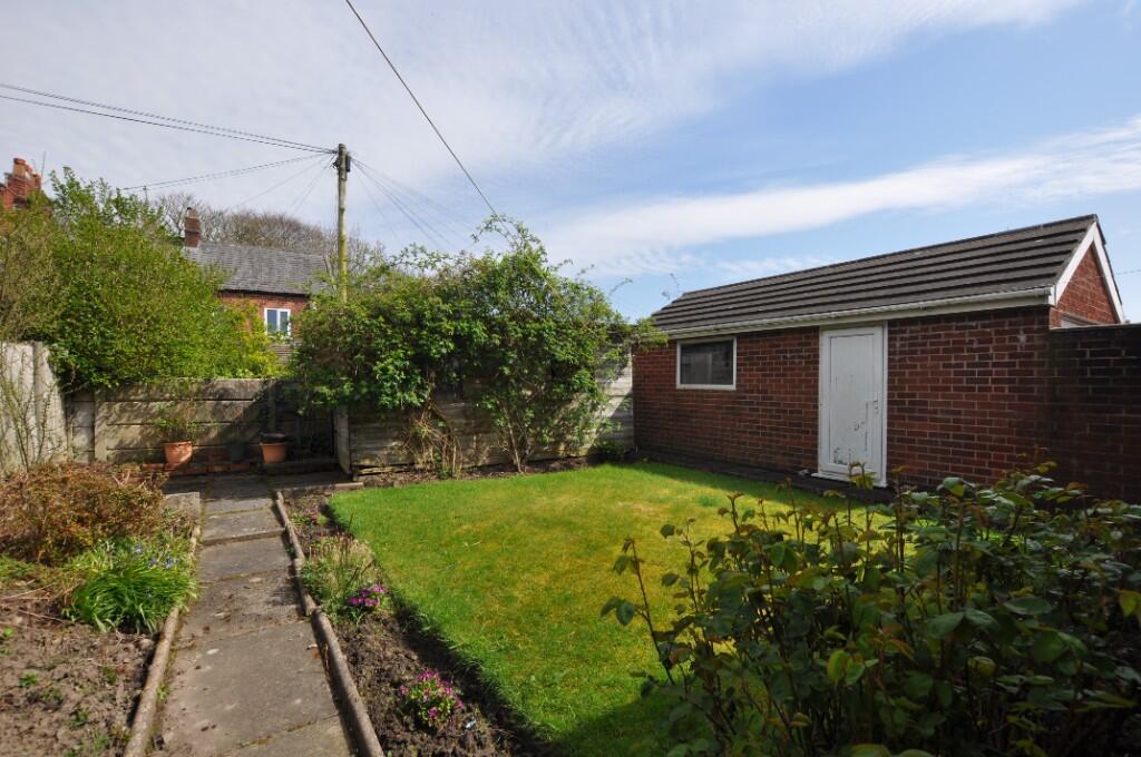 Belmont Road, Adlington, Chorley, PR6 photo 3