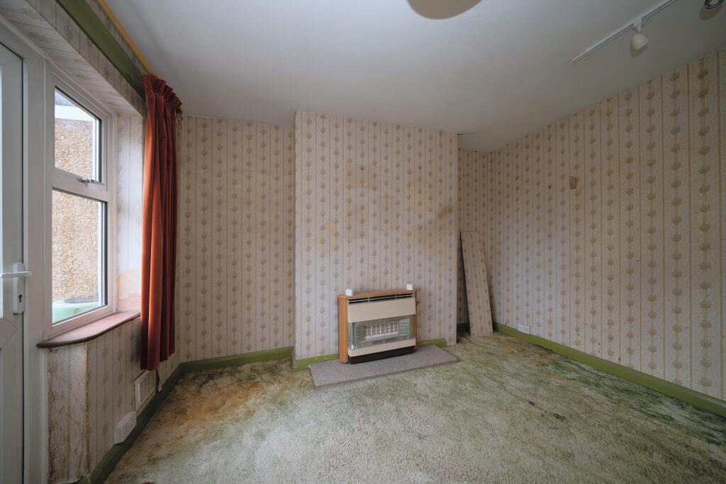 House in Watford - View 5