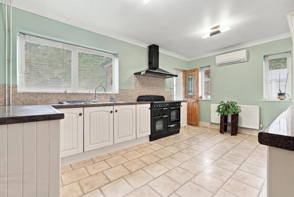 House in Tendring, Ardleigh - More