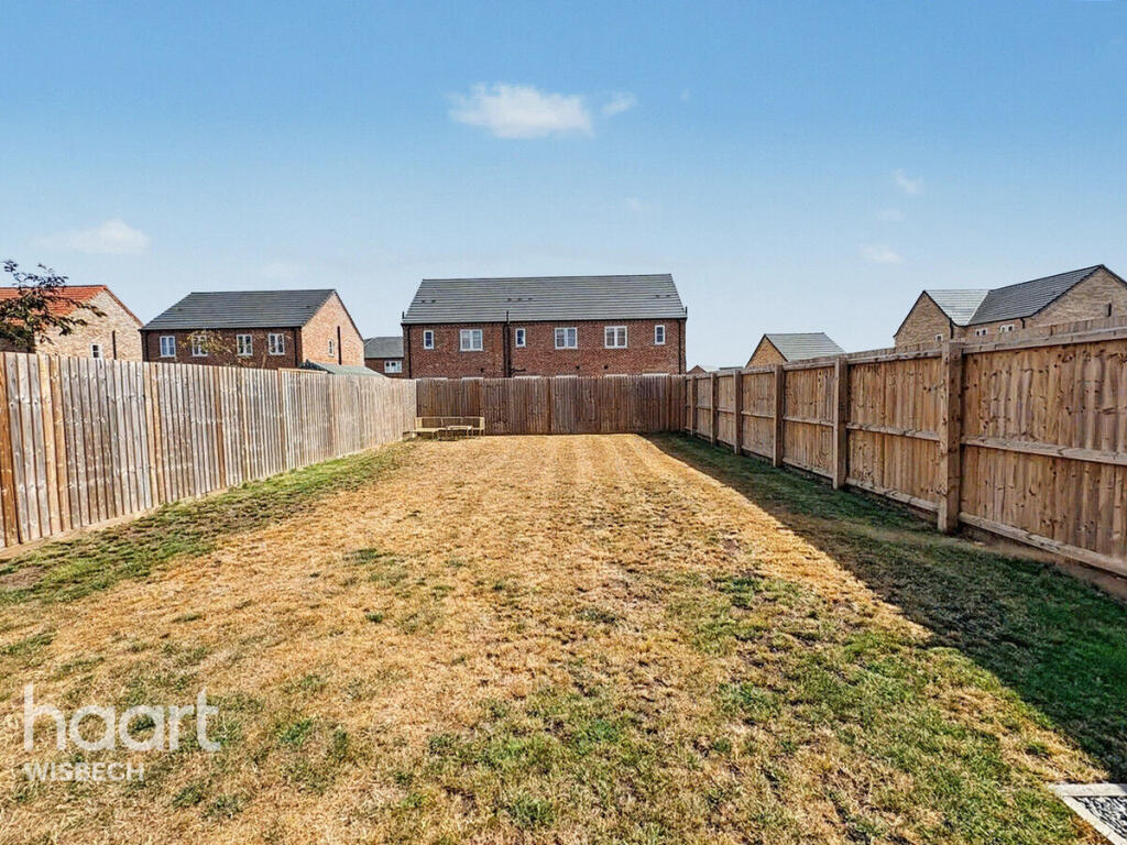 House in Peterborough - View 5