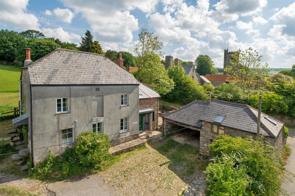 Main image of property: Meavy, Yelverton