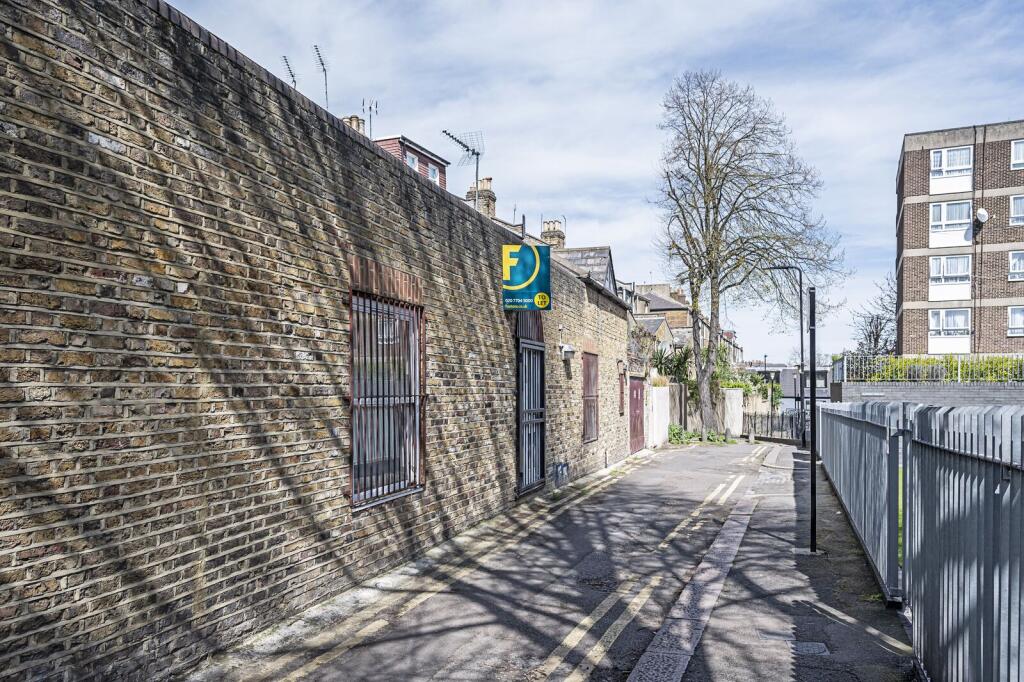 2-bed semi-detached on Church Walk, N16, Stoke Newington, London, N16, £550,000