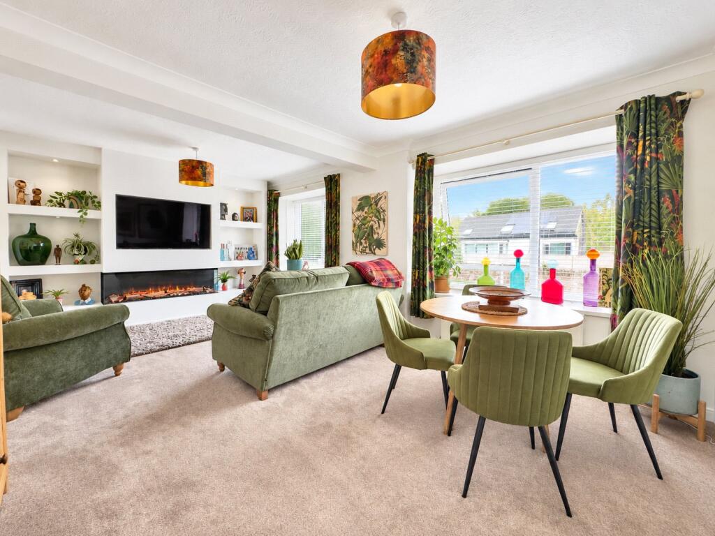 Apartment in Chester - View 5