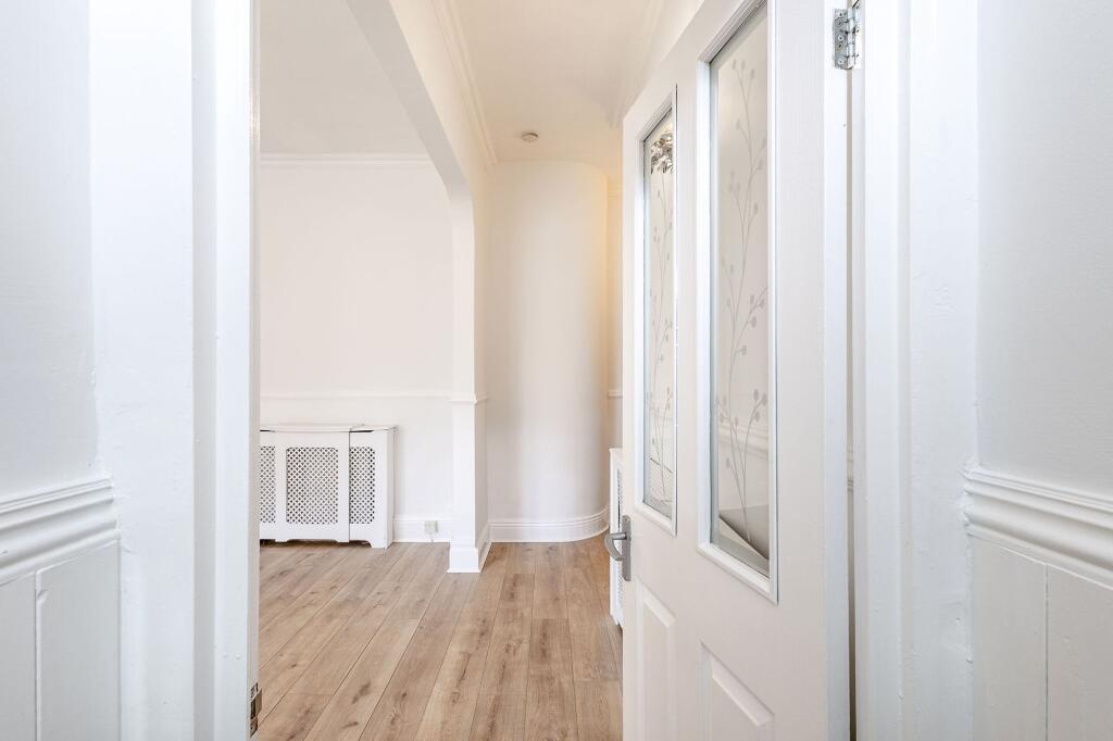 Apartment in North Tyneside, North East - More