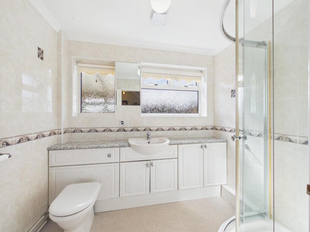 House in Tonbridge - More