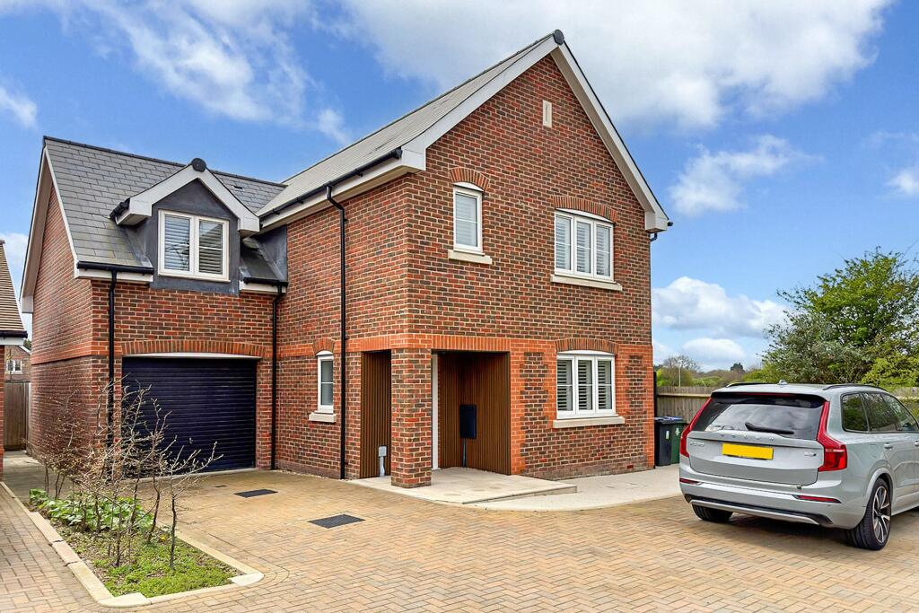 Main image of property: Speedwell Chase, Angmering, BN16