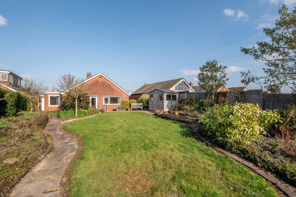 Crossfield, Hutton, Preston photo 2