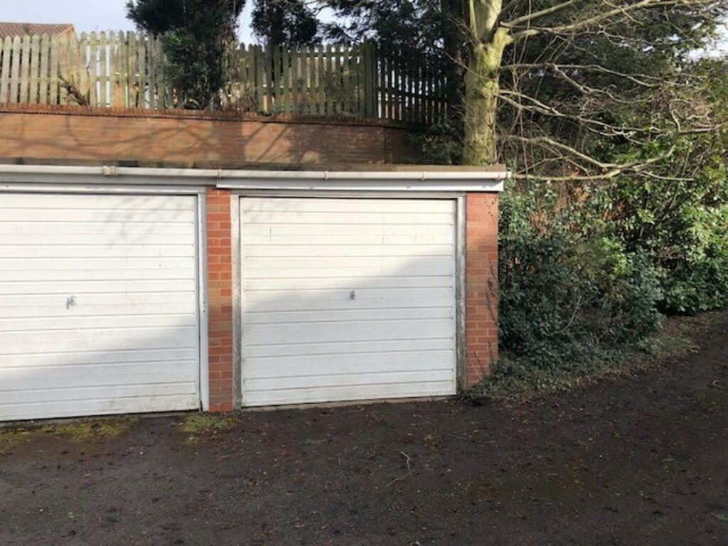 Main image of property: Garage, Lisures Drive