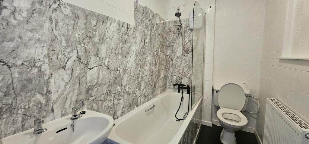 Apartment in South Tyneside, Westoe - View 4