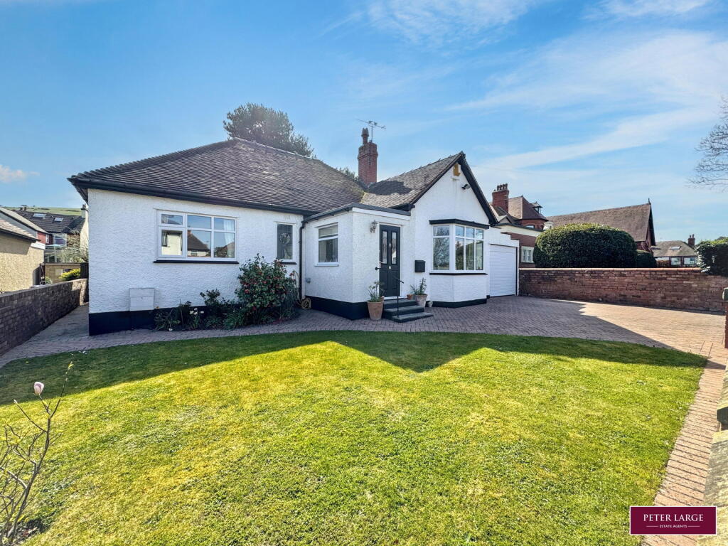 Main image of property: Plas Avenue, Prestatyn, Denbighshire LL19 9NH