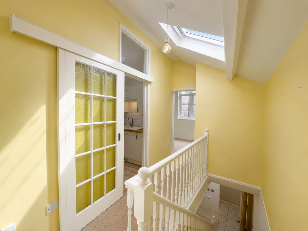 House in Plymouth - View 5