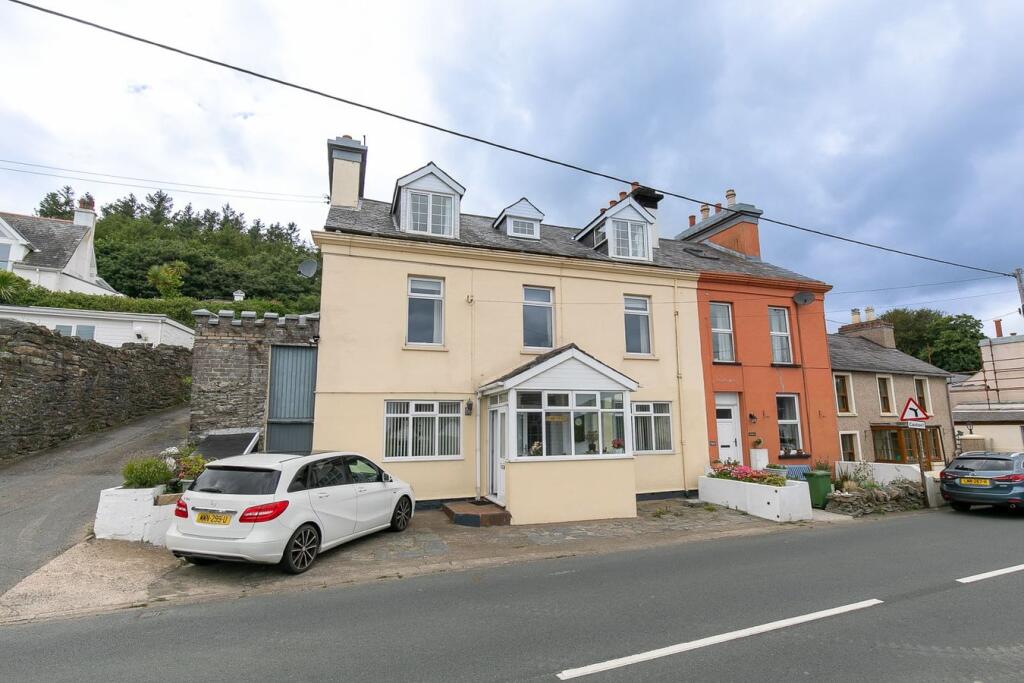 5-bed house on South Cape, Laxey, IM4, £399,950