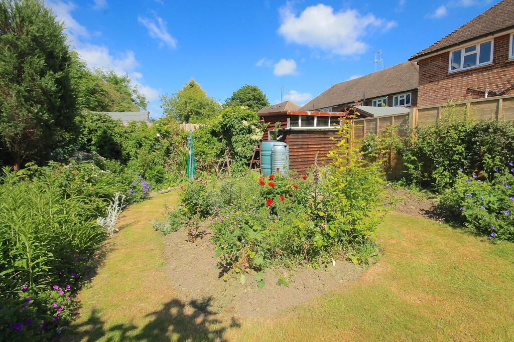Apartment in Redhill - View 4