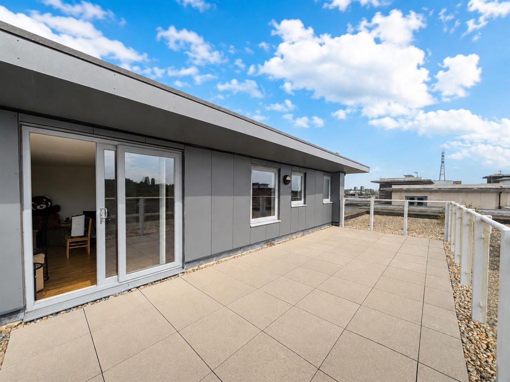 Main image of property: The Penthouse, Keel Point, Ship Wharf, Colchester, CO2 8YS