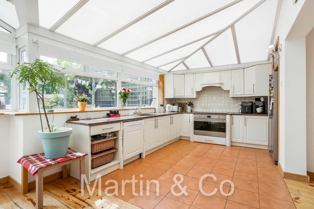 4-bed semi-detached on Ash Road, Sutton, Cheam, SM3, £725,000