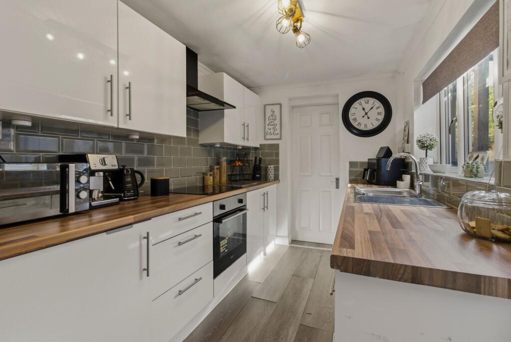 House in Worcester, Lyppard Grange, The Ronkswood - View 5