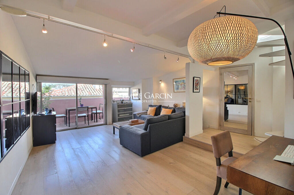 Main image of property: Provence-Alps-Cote d`Azur, Bouches-du-Rhône, Aix-en-Provence