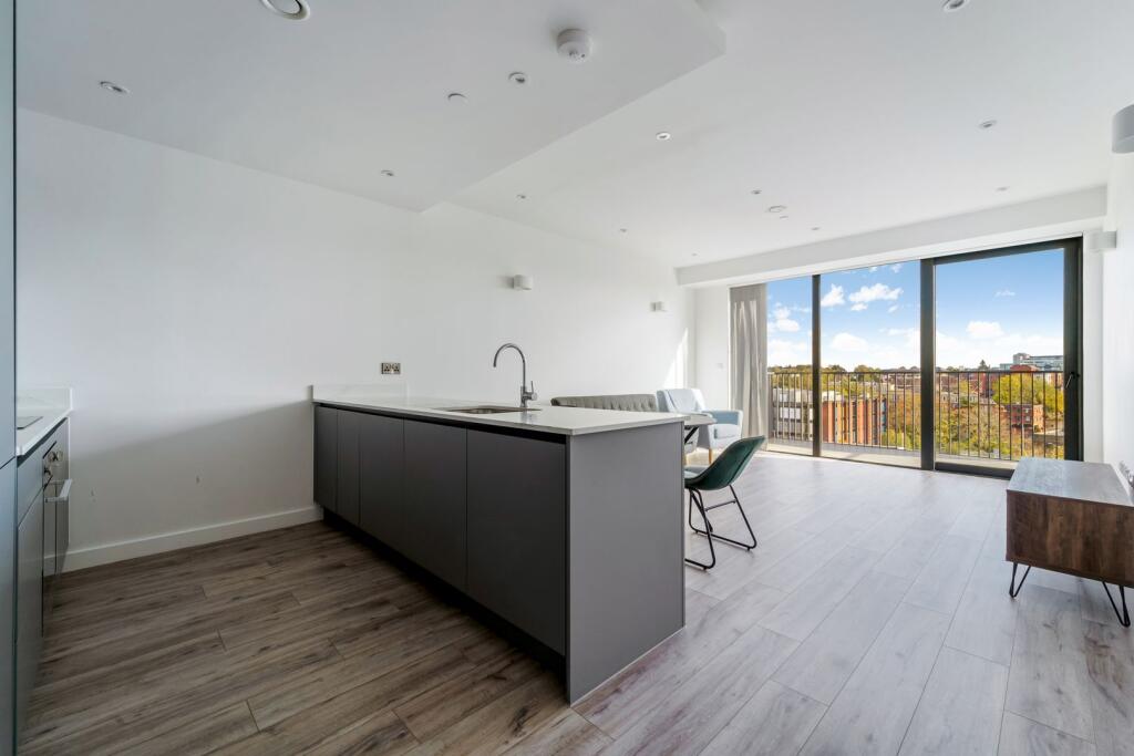 Apartment in London - View 2