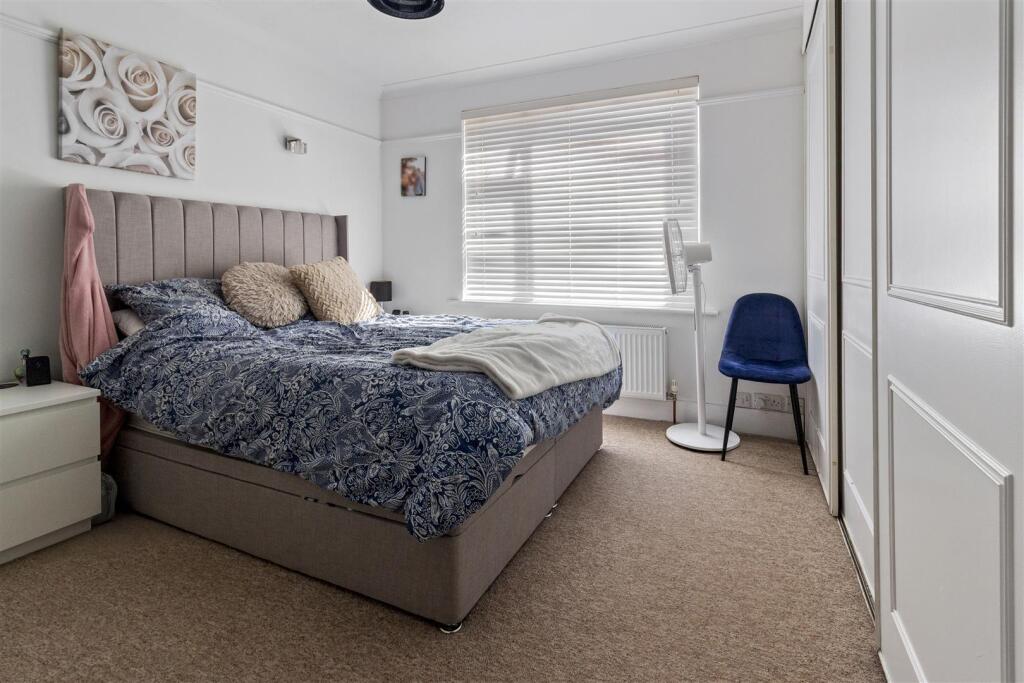 House in Brighton - View 4