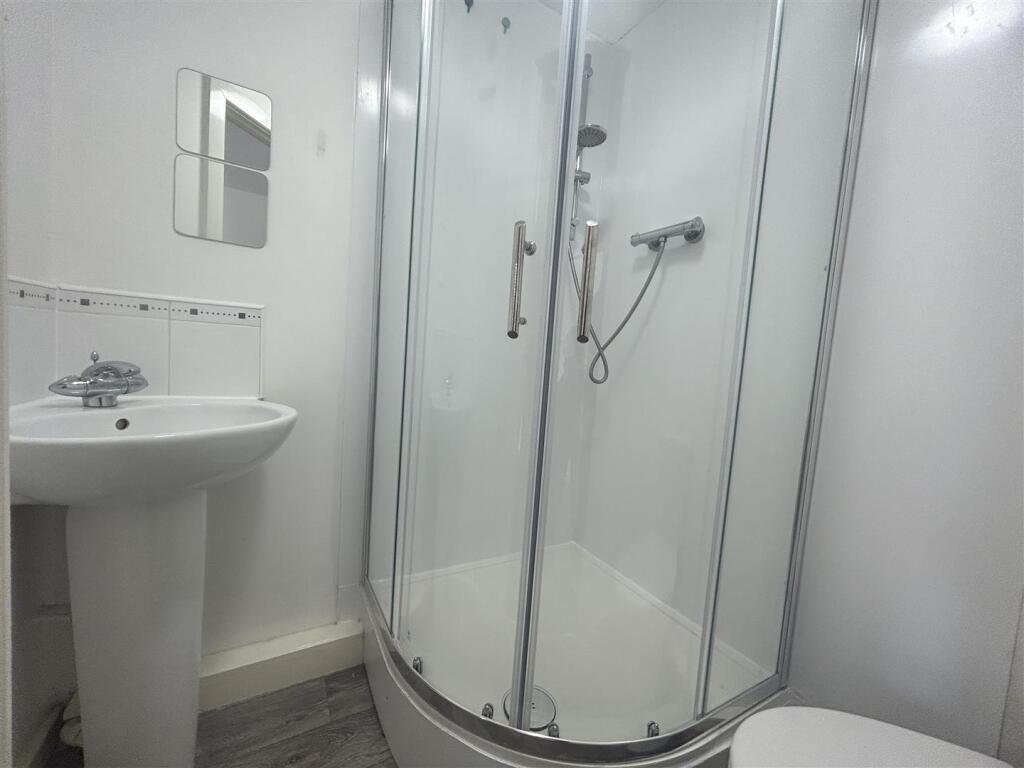 Apartment in Manchester - More