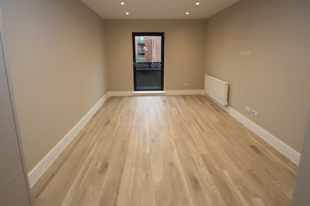 Apartment in Tonbridge - View 5