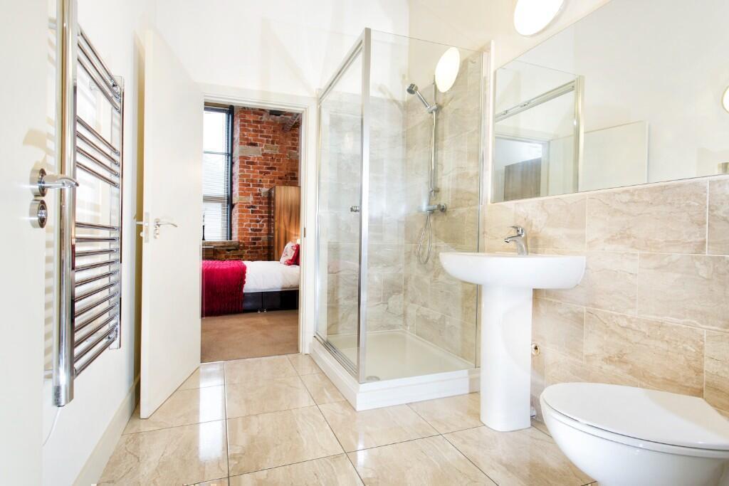 Apartment in Kirklees, West Yorkshire - View 4