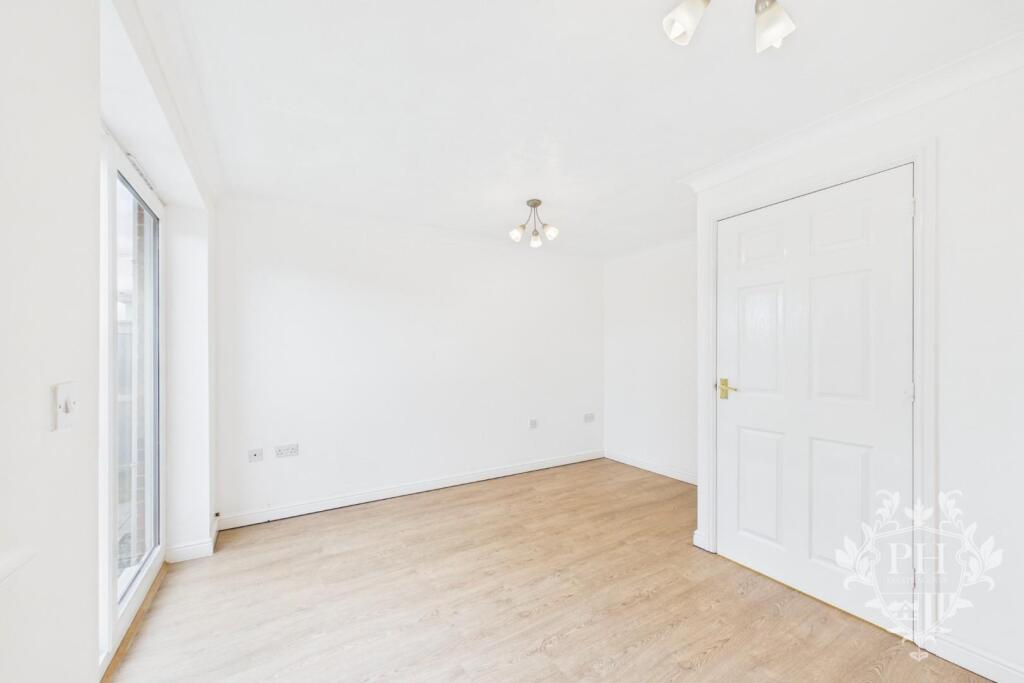 House in Stockton-on-Tees - View 3
