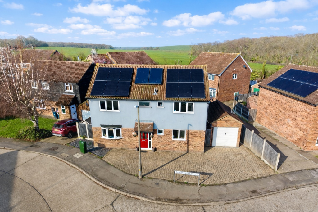 Main image of property: Caernarvon Close, Hockley, Essex, SS5 4XH