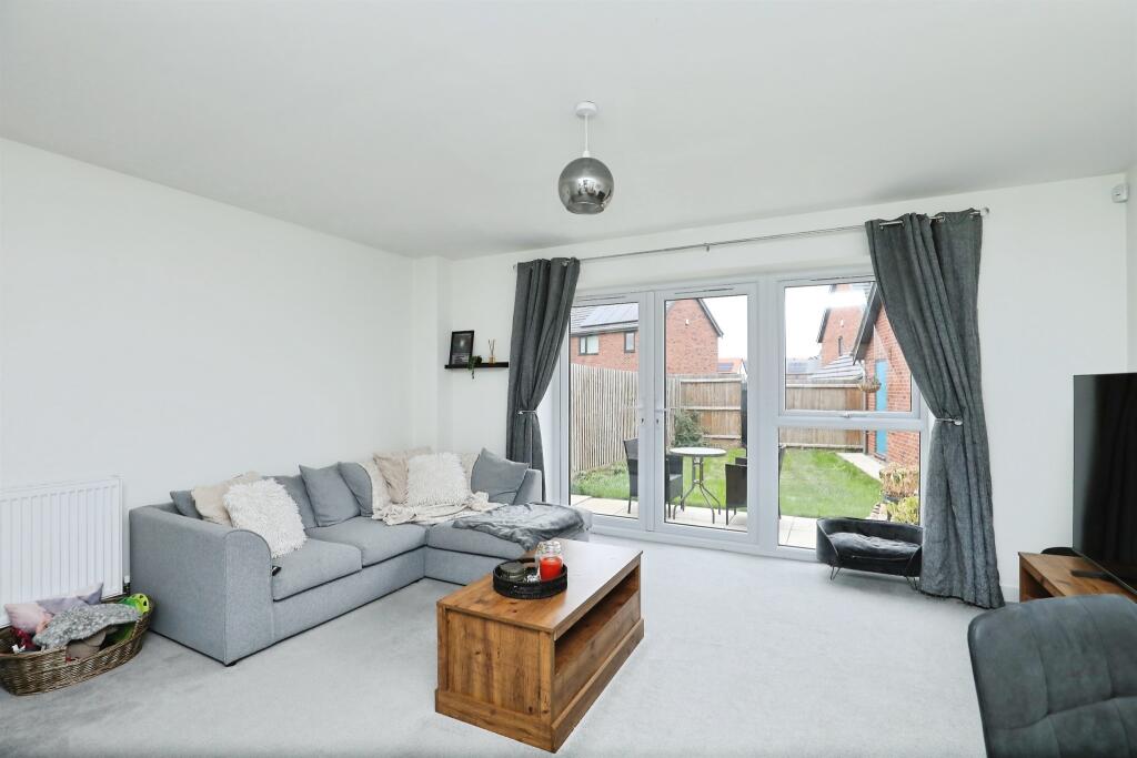 Greyling Way, Swaffham photo 2