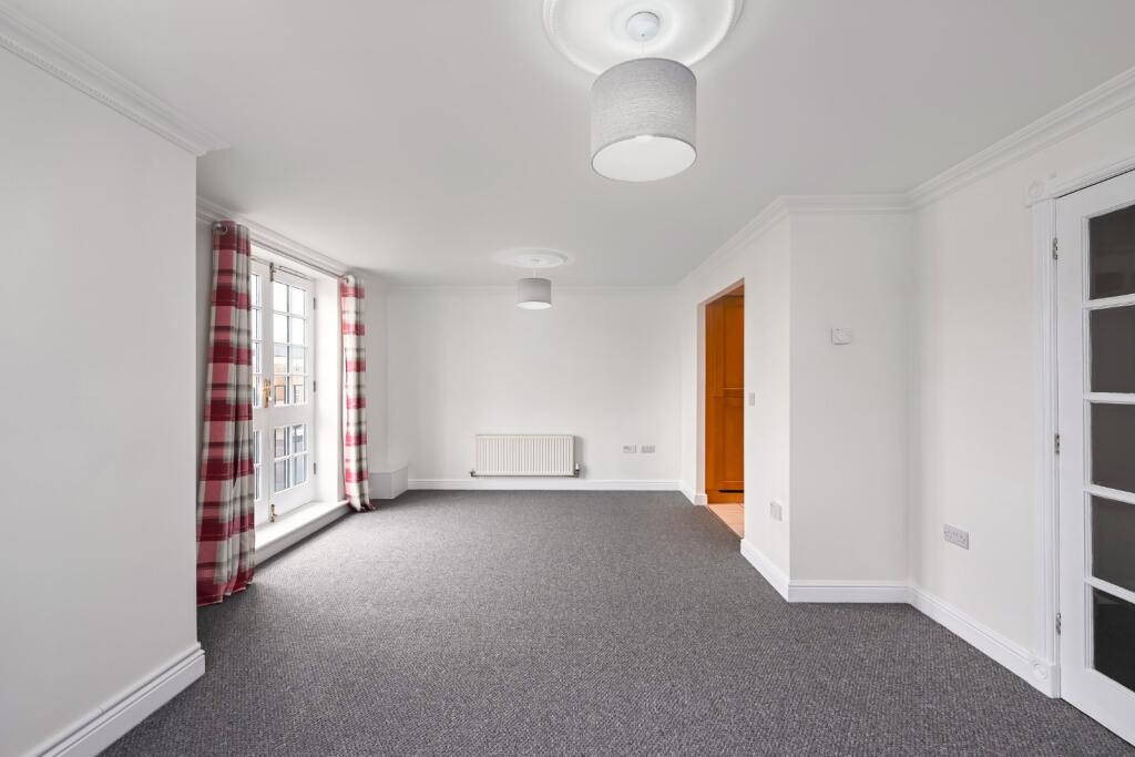 Bishopfields Drive, Leeman Road, York, YO26 photo 3