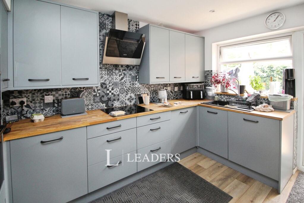 House in Milton Keynes - View 4