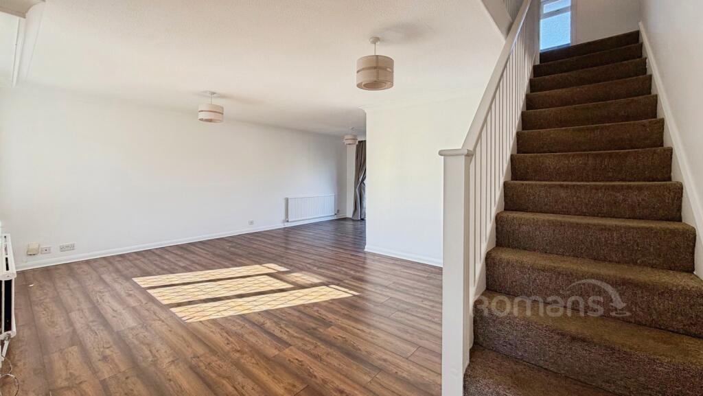 House in Rushmoor, North Town - View 5