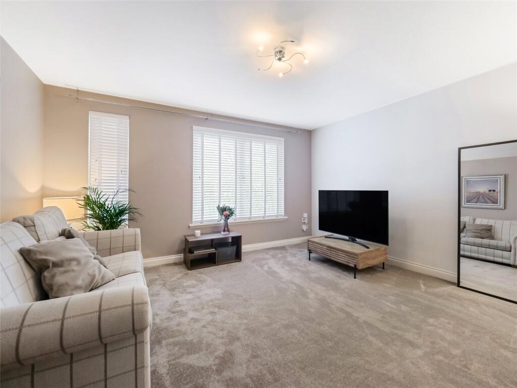 Apartment in Glasgow - View 2
