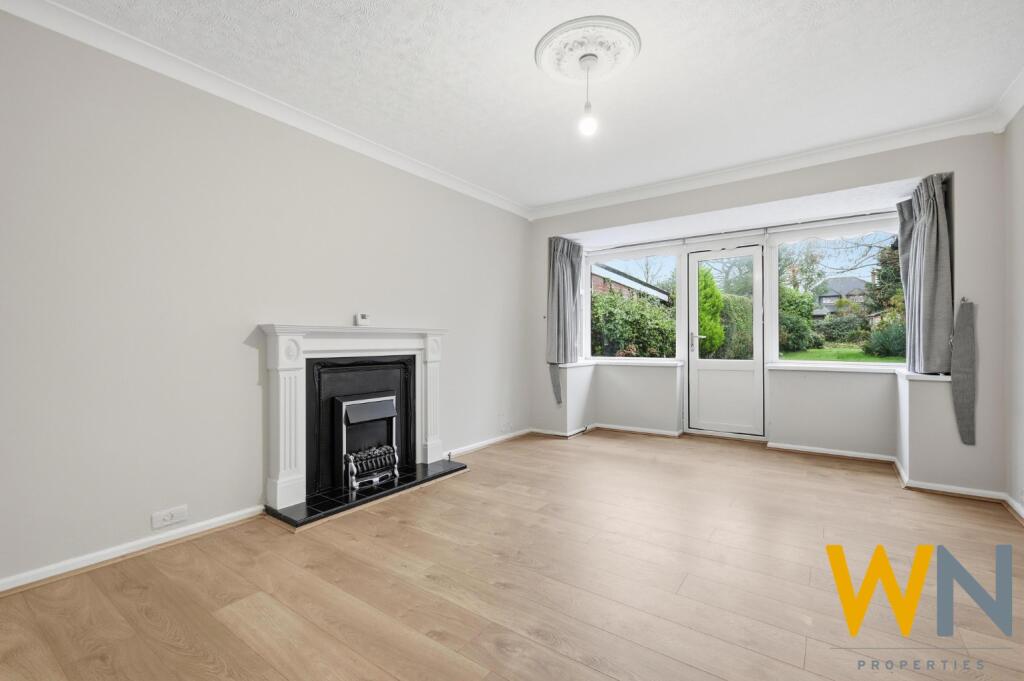 Rochford Avenue, Shenfield, Brentwood, CM15 photo 4